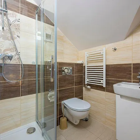 Penzion A Restauracia Lavender 汽车旅馆