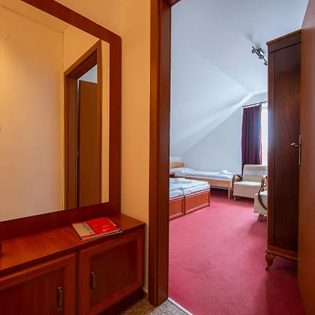 Penzion A Restauracia Lavender מוטל *