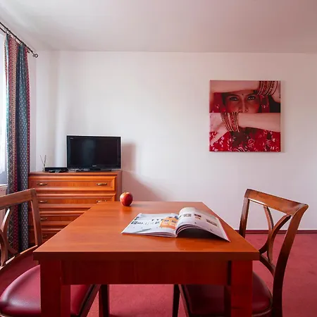 汽车旅馆 Penzion A Restauracia Lavender 波普拉德